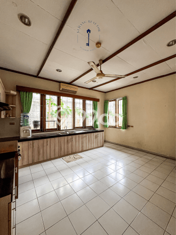 For Sale! Premium House LT 758m2 Desain Modern di Kemang For Sale! Premium House LT 758m2 Desain Modern di Kemang