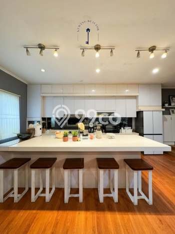 For Sale! Premium House LT 510m2 Desain Elegan di Bintaro For Sale! Premium House LT 510m2 Desain Elegan di Bintaro