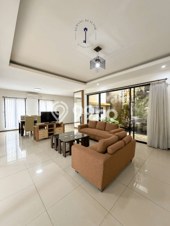 Rumah Mewah Dijual LT 1050m2 di Jagakarsa, Jakarta Selatan Rumah Mewah Dijual LT 1050m2 di Jagakarsa, Jakarta Selatan