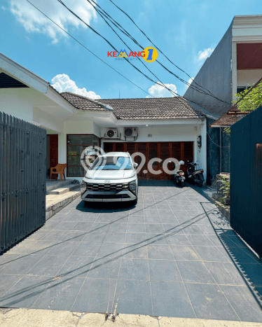 For Sale! Luxury House LT 736m2 Desain Elegan di Cipete For Sale! Luxury House LT 736m2 Desain Elegan di Cipete