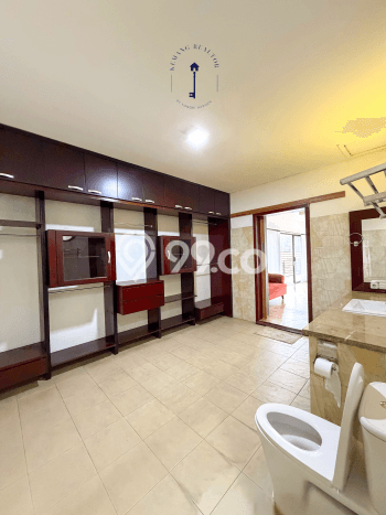 Rumah Mewah Dijual LT 1050m2 di Jagakarsa, Jakarta Selatan Rumah Mewah Dijual LT 1050m2 di Jagakarsa, Jakarta Selatan