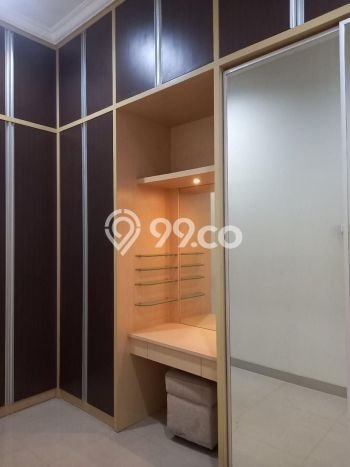 Siap Huni Rumah Mewah 4 Kamar di Kelapa Gading Dekat ke Mana Pun Siap Huni Rumah Mewah 4 Kamar di Kelapa Gading Dekat ke Mana Pun