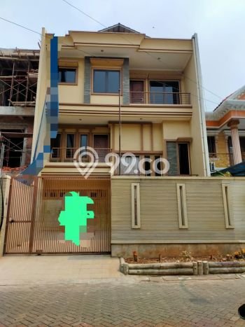 Siap Huni Rumah Mewah 4 Kamar di Kelapa Gading Dekat ke Mana Pun Siap Huni Rumah Mewah 4 Kamar di Kelapa Gading Dekat ke Mana Pun
