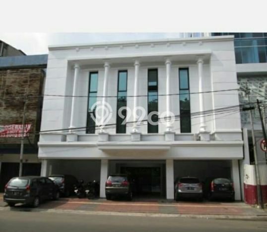 Unit Ruko Dijual di Jakarta Pusat LT 295m2 & LB 850m2 Unit Ruko Dijual di Jakarta Pusat LT 295m2 & LB 850m2