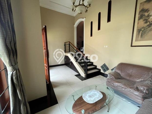 Disewakan Rumah Konsep Minimalis di Kelapa Gading Jakarta Utara dengan 5 KT Disewakan Rumah Konsep Minimalis di Kelapa Gading Jakarta Utara dengan 5 KT