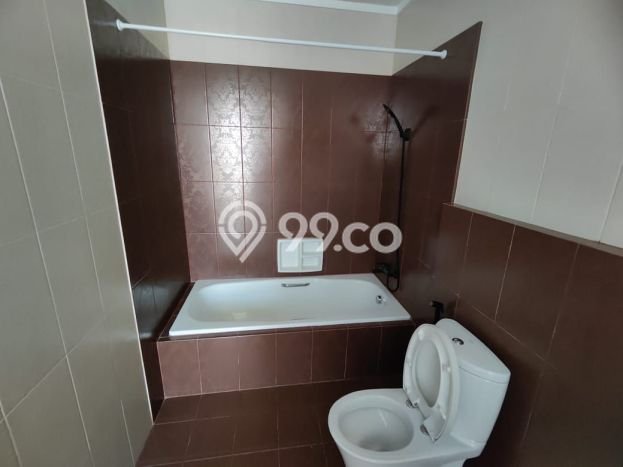 Lokasi terbaik! Rumah siap pakai disewakan di Kelapa Gading LB 257m2 Lokasi terbaik! Rumah siap pakai disewakan di Kelapa Gading LB 257m2
