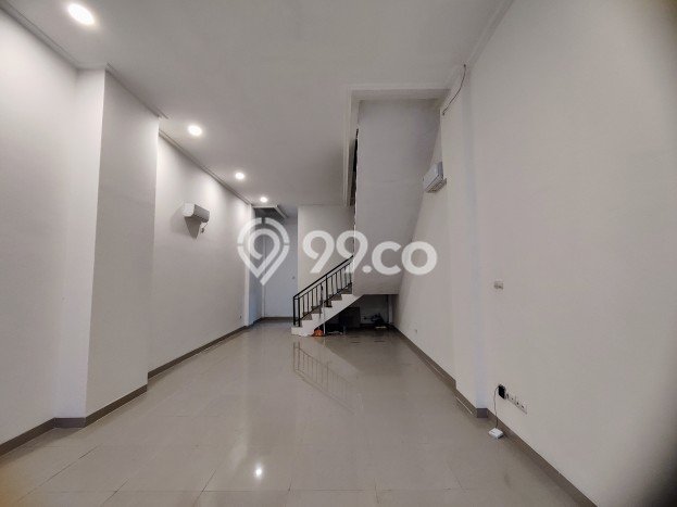 Unit Ruko Dijual di Kelapa Gading Jakarta Utara 270m2 Unit Ruko Dijual di Kelapa Gading Jakarta Utara 270m2