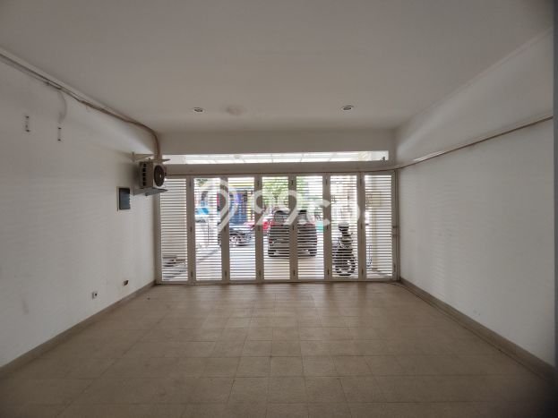 Siap Huni Hunian Elit 4 Kamar di Kelapa Gading Dekat ke Mana Pun Siap Huni Hunian Elit 4 Kamar di Kelapa Gading Dekat ke Mana Pun