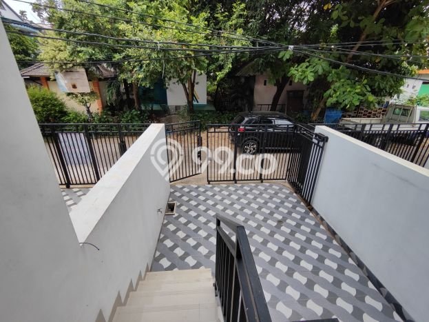 Rumah Modern Minimalis 2 KT Siap Huni di Kelapa Gading Rumah Modern Minimalis 2 KT Siap Huni di Kelapa Gading