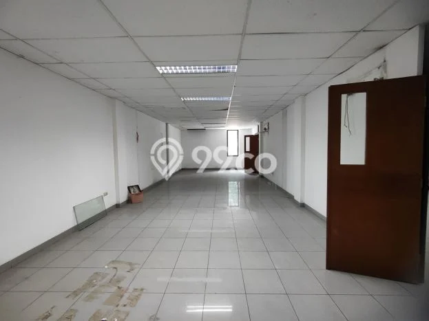 Unit Ruko Dijual di Jakarta Pusat LT 295m2 & LB 850m2 Unit Ruko Dijual di Jakarta Pusat LT 295m2 & LB 850m2