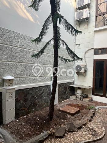 Lokasi terbaik! Rumah siap pakai dikontrakkan di Kelapa Gading LB 594m2 Lokasi terbaik! Rumah siap pakai dikontrakkan di Kelapa Gading LB 594m2