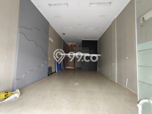 Unit Ruko disewakan di Kelapa Gading Jakarta Utara dengan LT 114m2 / LB 459m2 Unit Ruko disewakan di Kelapa Gading Jakarta Utara dengan LT 114m2 / LB 459m2