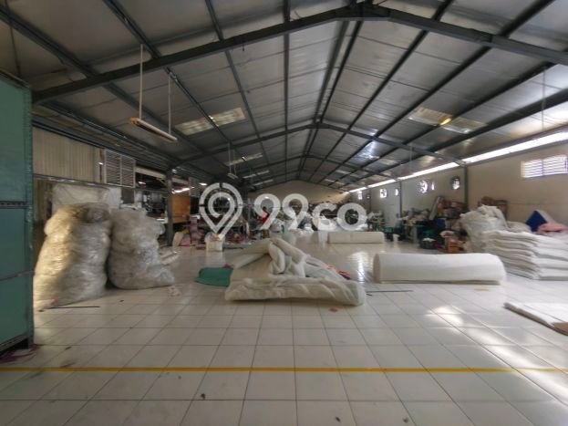 Gudang untuk Disewa di Pusat Jakarta Utara Luas Bangunan 2000m2 Gudang untuk Disewa di Pusat Jakarta Utara Luas Bangunan 2000m2