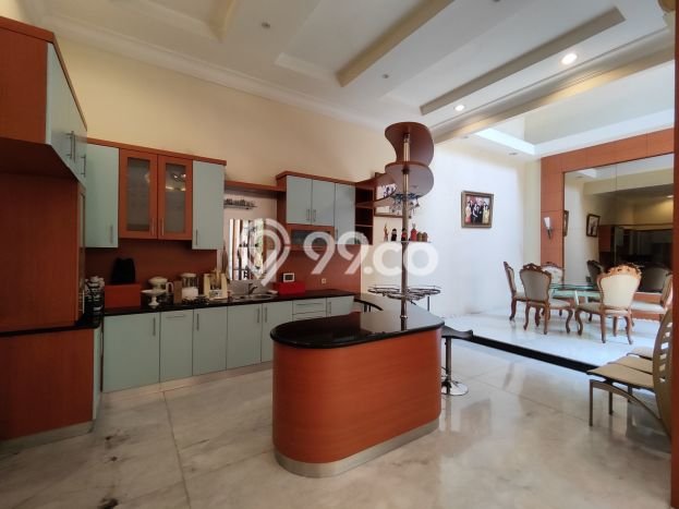 Rumah Mewah Dijual LT 540m2 di Kelapa Gading, Jakarta Utara Rumah Mewah Dijual LT 540m2 di Kelapa Gading, Jakarta Utara