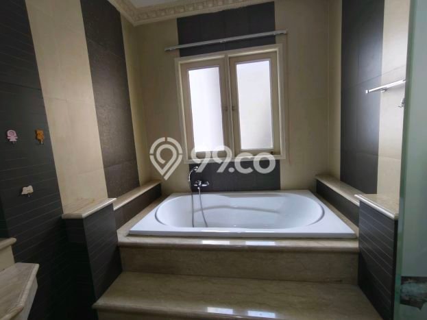 Disewakan Rumah Konsep Modern di Kelapa Gading Jakarta Utara dengan 4 KT Disewakan Rumah Konsep Modern di Kelapa Gading Jakarta Utara dengan 4 KT