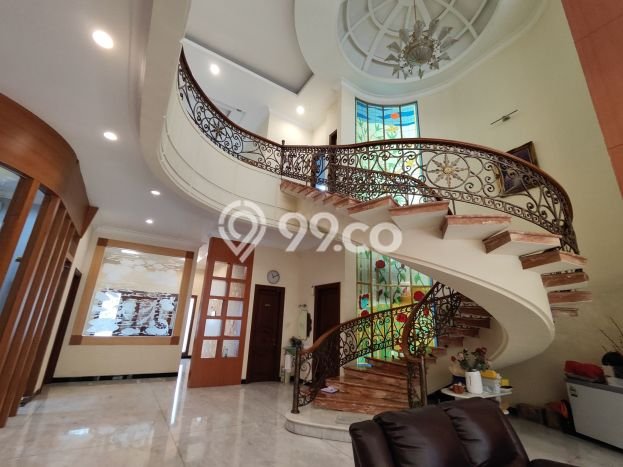 Rumah Mewah Dijual LT 540m2 di Kelapa Gading, Jakarta Utara Rumah Mewah Dijual LT 540m2 di Kelapa Gading, Jakarta Utara