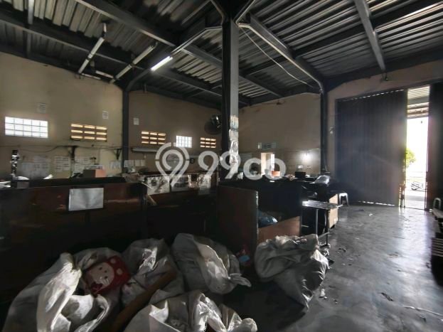 Gudang untuk Disewa di Pusat Jakarta Utara Luas Bangunan 2000m2 Gudang untuk Disewa di Pusat Jakarta Utara Luas Bangunan 2000m2