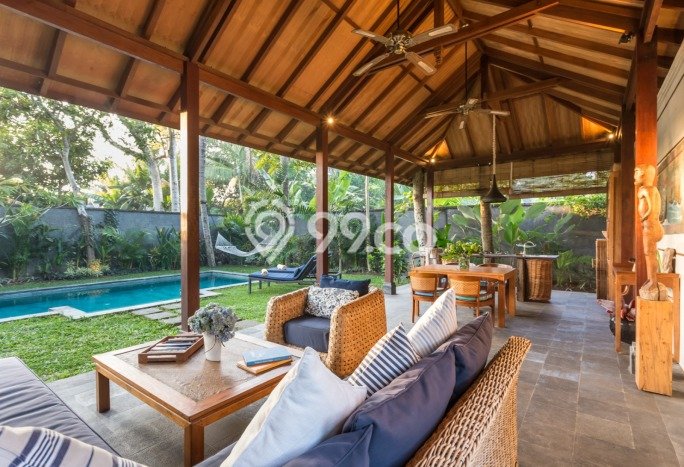 Jual Rumah Luas Elegan Dengan View Eksklusif di Jimbaran, Badung Jual Rumah Luas Elegan Dengan View Eksklusif di Jimbaran, Badung