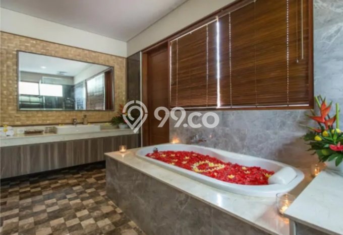 Jual Rumah Mewah Megah Dengan View Cantik di Puri Gading, Badung Jual Rumah Mewah Megah Dengan View Cantik di Puri Gading, Badung