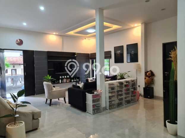 Hunian Mewah LB 150m2 Siap Pakai Desain Elegan di Taman Griya, Badung Hunian Mewah LB 150m2 Siap Pakai Desain Elegan di Taman Griya, Badung