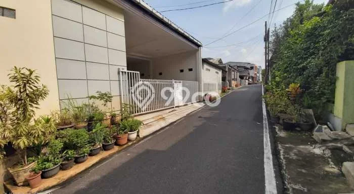 Rumah Modern Minimalis 3 KT Bisa Langsung Pindah di Gajah Mungkur Rumah Modern Minimalis 3 KT Bisa Langsung Pindah di Gajah Mungkur