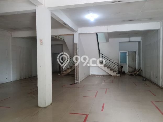 Ruko bagus disewakan di Banyumanik Semarang dengan LB 203m2 harga sewa terbaik Ruko bagus disewakan di Banyumanik Semarang dengan LB 203m2 harga sewa terbaik