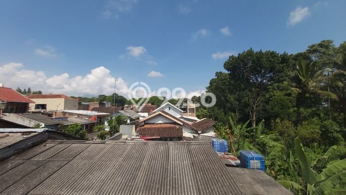 SEGERA MILIKI! Rumah area Sidomukti, Salatiga, Luas 213m2m² LB 370m2m² SEGERA MILIKI! Rumah area Sidomukti, Salatiga, Luas 213m2m² LB 370m2m²