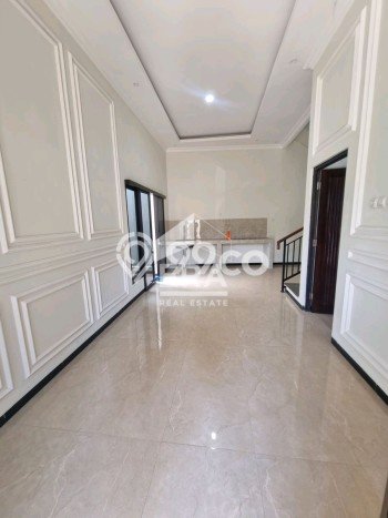 Jual Rumah Bagus Siap Huni LB 110m2 di Banyumanik, Semarang Jual Rumah Bagus Siap Huni LB 110m2 di Banyumanik, Semarang