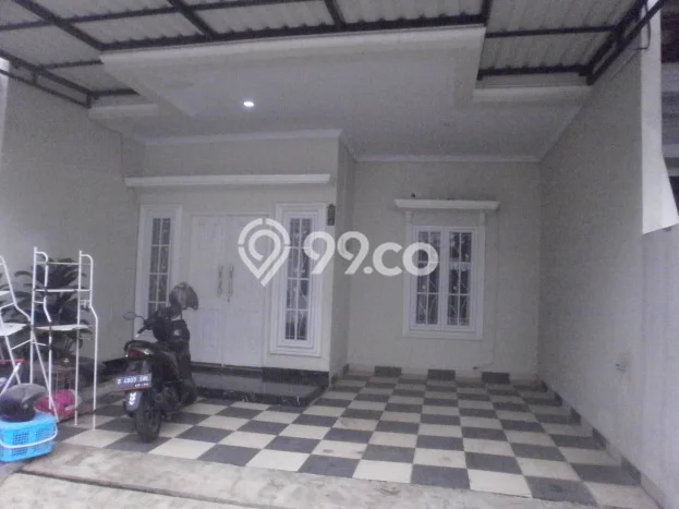 Disewakan! Rumah 3 Kamar Tidur &
3 Kamar Mandi di Ciganjur, Jakarta Selatan Disewakan! Rumah 3 Kamar Tidur &
3 Kamar Mandi di Ciganjur, Jakarta Selatan