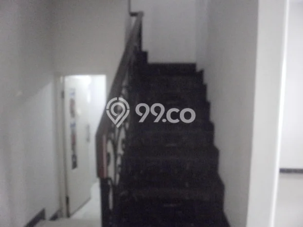 Disewakan! Rumah 3 Kamar Tidur &
3 Kamar Mandi di Ciganjur, Jakarta Selatan Disewakan! Rumah 3 Kamar Tidur &
3 Kamar Mandi di Ciganjur, Jakarta Selatan