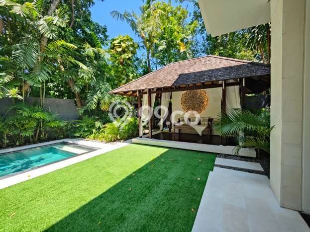 For Sale! Luxury House LT 1150m2 Desain Modern di Seminyak For Sale! Luxury House LT 1150m2 Desain Modern di Seminyak