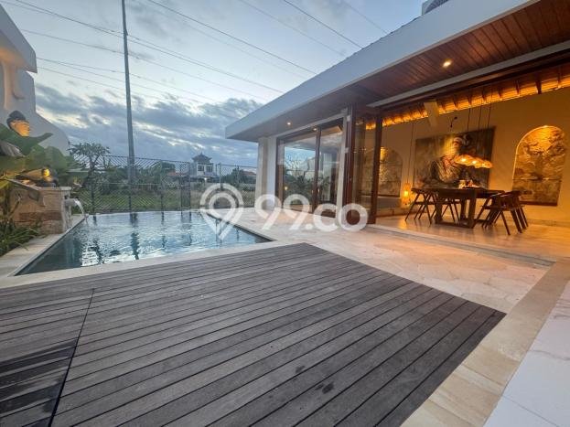 DIJUAL! Vila Kawasan , Luas 200m2m², Akses Mudah Pusat Kota DIJUAL! Vila Kawasan , Luas 200m2m², Akses Mudah Pusat Kota