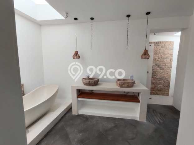Hunian Eksklusif Siap Huni LT 1000m2 di Ubud, Gianyar Hunian Eksklusif Siap Huni LT 1000m2 di Ubud, Gianyar