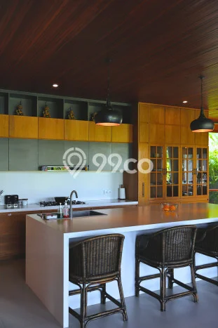 Vila Kawasan , Area 1935m2m², Lokasi Premium Vila Kawasan , Area 1935m2m², Lokasi Premium