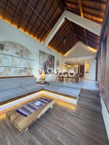 DIJUAL! Vila Kawasan , Luas 200m2m², Akses Mudah Pusat Kota DIJUAL! Vila Kawasan , Luas 200m2m², Akses Mudah Pusat Kota