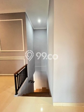 Rumah Strategis LT 133m² / LB 270m² di Pamulang, Dekat Pusat Kota, Tangerang Selatan Rumah Strategis LT 133m² / LB 270m² di Pamulang, Dekat Pusat Kota, Tangerang Selatan