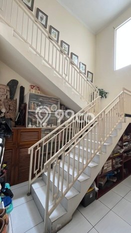 Rumah Minimalis 4 KT di Serpong Villa Melati Mas Tangerang Selatan Semi Furnished Rumah Minimalis 4 KT di Serpong Villa Melati Mas Tangerang Selatan Semi Furnished