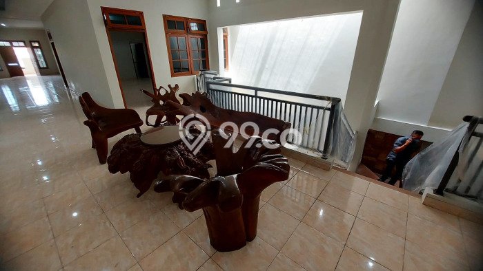Hunian Eksklusif Dijual LT 480m2 di Wonocolo, Surabaya Hunian Eksklusif Dijual LT 480m2 di Wonocolo, Surabaya