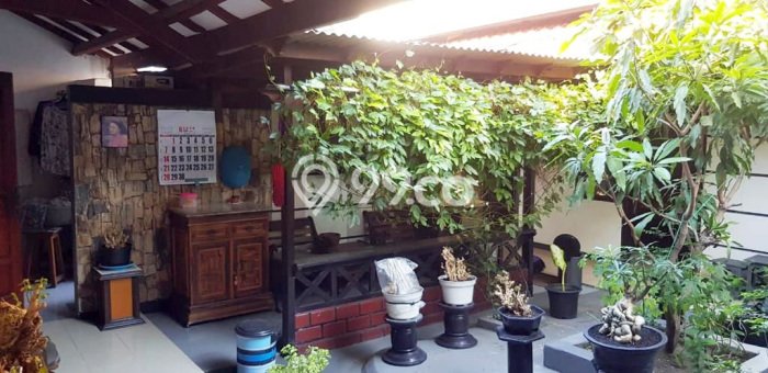 Rumah Akses Mudah di Tenggilis Mejoyo, Surabaya, Luas 246m2m² Bangunan 200m2m² Rumah Akses Mudah di Tenggilis Mejoyo, Surabaya, Luas 246m2m² Bangunan 200m2m²