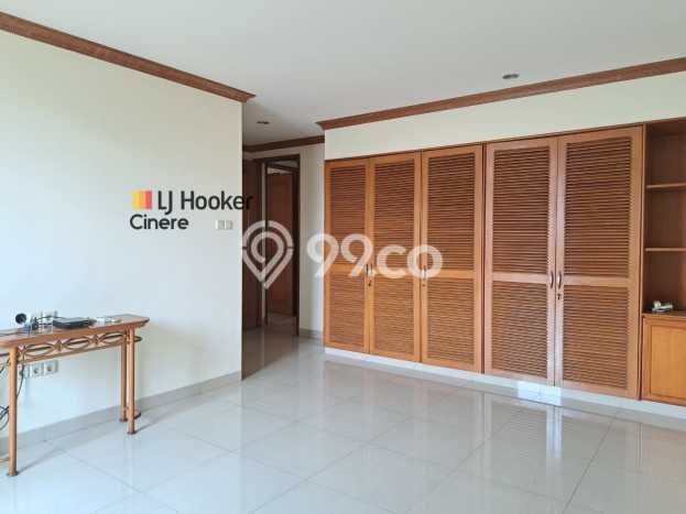 Rumah Elit Modern Tanpa Renovasi di Pondok Indah Jakarta Selatan Rumah Elit Modern Tanpa Renovasi di Pondok Indah Jakarta Selatan