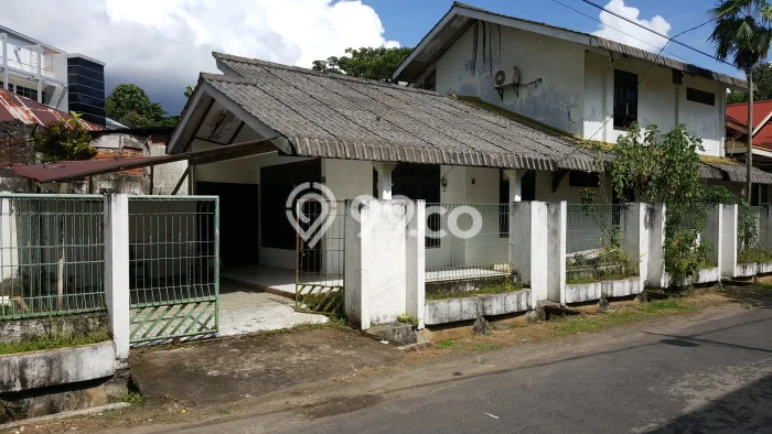 For Sale Rumah 5 Kamar Lokasi Ideal Nyaman dan Strategis di Tikala For Sale Rumah 5 Kamar Lokasi Ideal Nyaman dan Strategis di Tikala