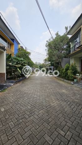 For Sale Rumah 4 Kamar Lokasi Ideal Nyaman dan Strategis di Cinere For Sale Rumah 4 Kamar Lokasi Ideal Nyaman dan Strategis di Cinere