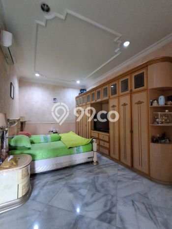 Hunian Super Elit dengan Akses Paling Strategis di Pondok Indah, Jakarta Selatan Hunian Super Elit dengan Akses Paling Strategis di Pondok Indah, Jakarta Selatan