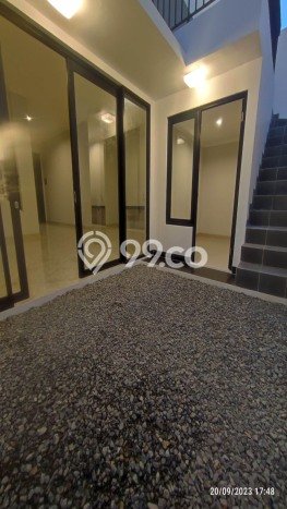 Rumah Luxury Modern Siap Huni di Bintaro Tangerang Selatan Rumah Luxury Modern Siap Huni di Bintaro Tangerang Selatan