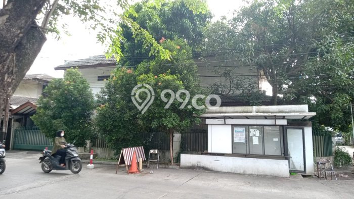 Jual Rumah Luas Elegan Dengan View Eksklusif di Bintaro, Tangerang Selatan Jual Rumah Luas Elegan Dengan View Eksklusif di Bintaro, Tangerang Selatan