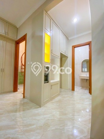 Dijual Rumah Luas Elegan Dengan View Eksklusif di Sektor 9-Bintaro, Tangerang Selatan Dijual Rumah Luas Elegan Dengan View Eksklusif di Sektor 9-Bintaro, Tangerang Selatan