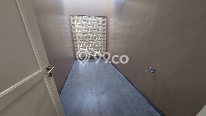 For Sale! Luxury House LT 144m2 Desain Modern di BSD Delatinos For Sale! Luxury House LT 144m2 Desain Modern di BSD Delatinos