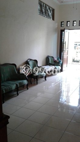 Rumah Modern 3 Kamar LT 162m2 di Pondok Gede Rumah Modern 3 Kamar LT 162m2 di Pondok Gede