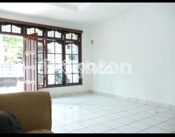 Dijual Rumah Mewah Elegan Dengan View Cantik di Pondok Kelapa, Jakarta Timur Dijual Rumah Mewah Elegan Dengan View Cantik di Pondok Kelapa, Jakarta Timur
