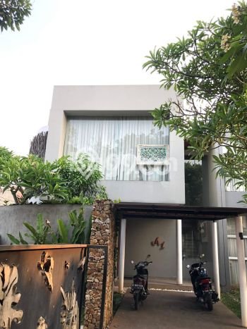 Dijual Rumah Premium dengan Fasilitas Sekitar Lengkap di Cipayung, Jakarta Timur Dijual Rumah Premium dengan Fasilitas Sekitar Lengkap di Cipayung, Jakarta Timur